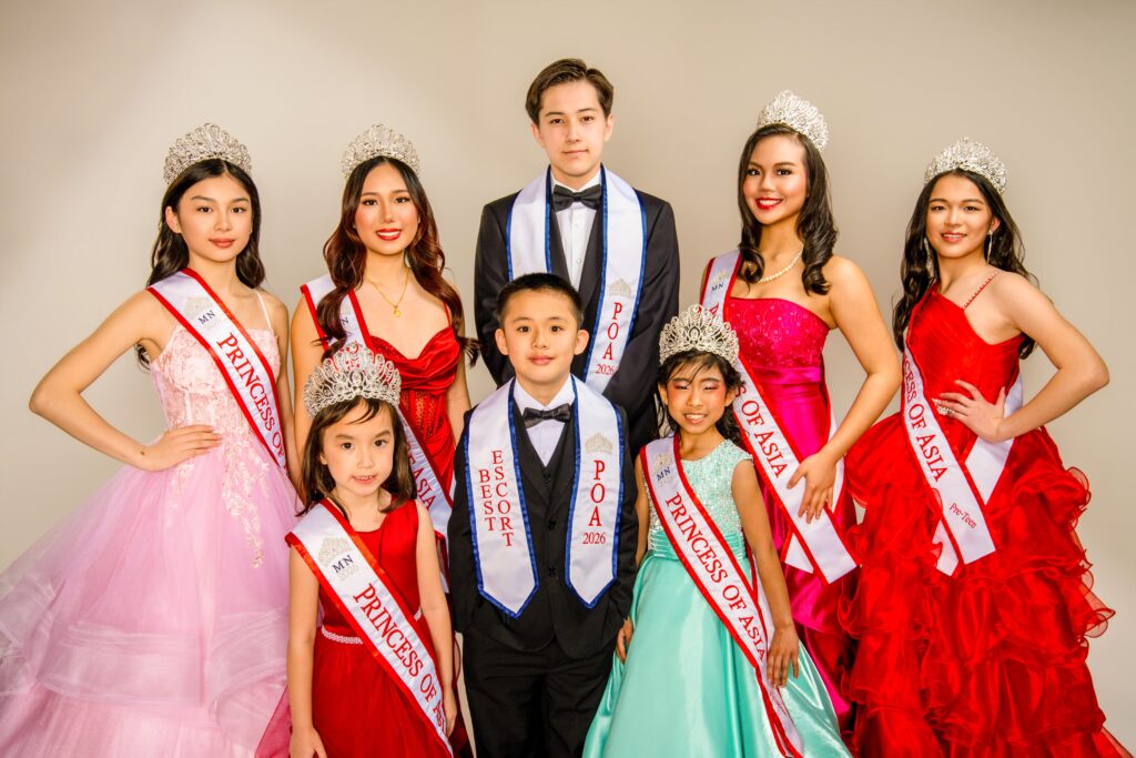 Full Court in formal wear