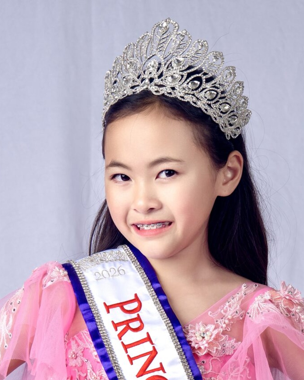 Elia L. — National Princess Queen